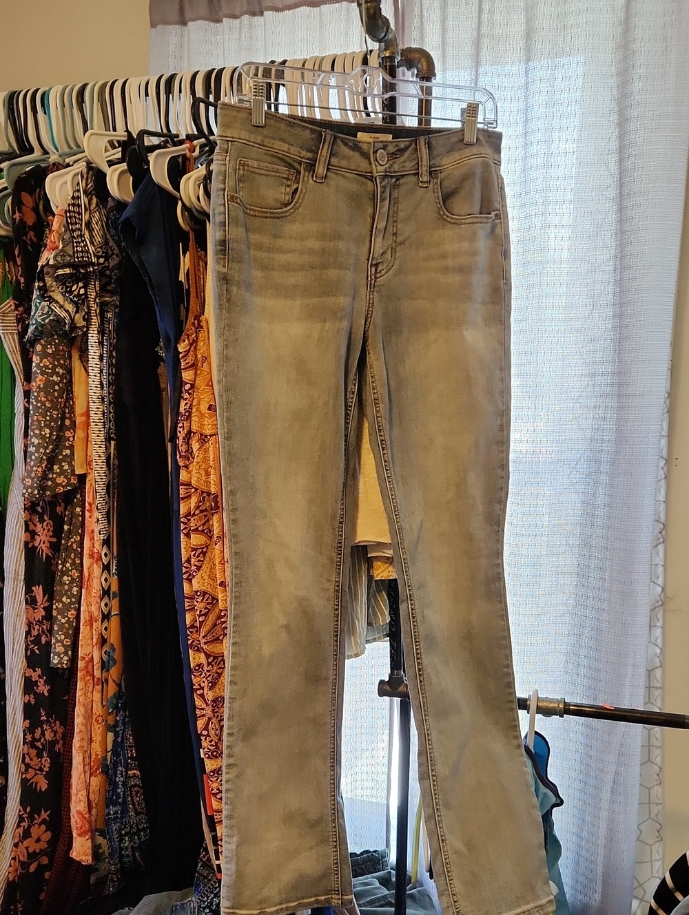 Maurices Boot Cut Women’s Jeans in Light Wash 6 LONG